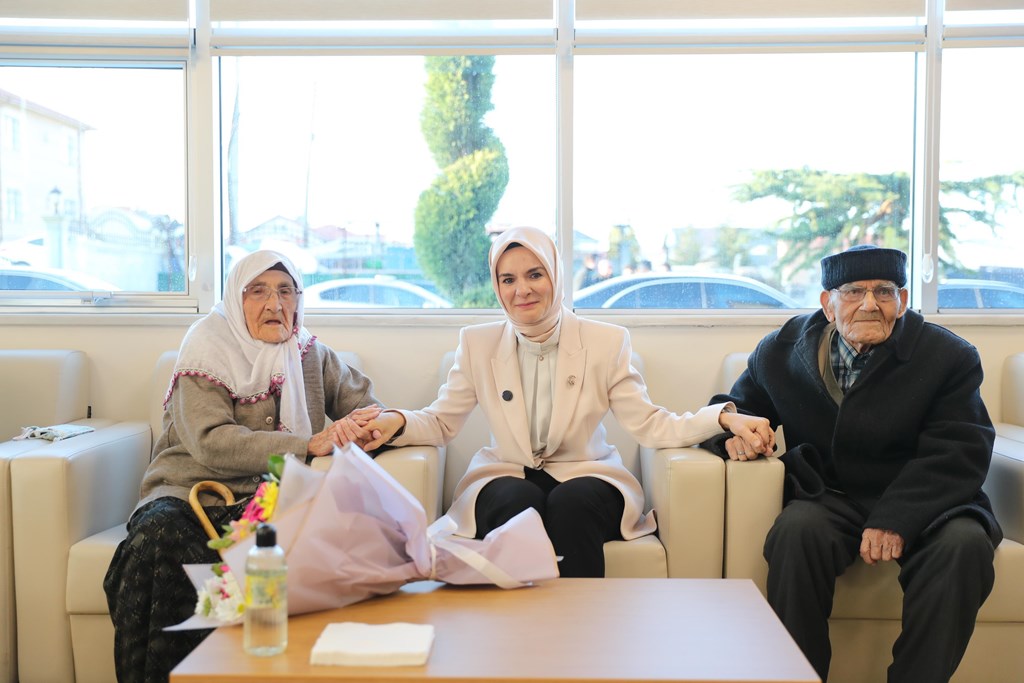 Yaşlı aylıkları hesaplarda