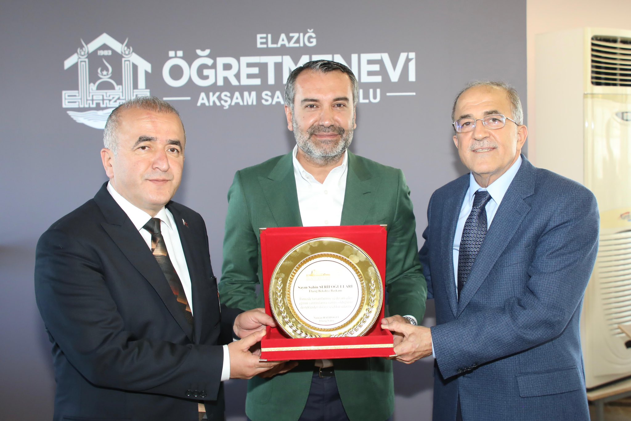 Başarılar ödülsüz kalmadı