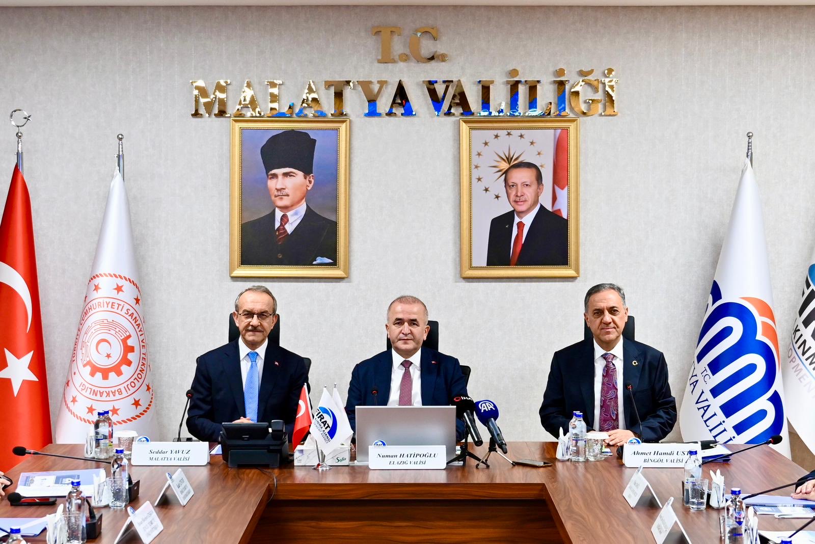 Önemli toplantıya komşu Malatya ev sahipliği yaptı