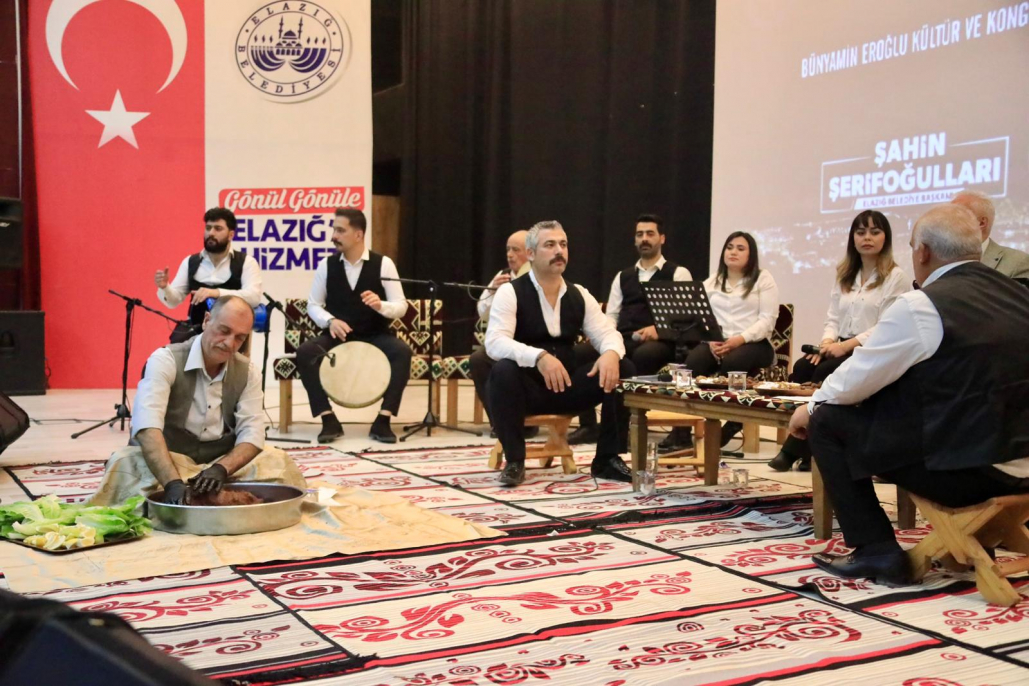 Elazığ’da Kürsübaşı ziyafeti kulakların pasını sildi