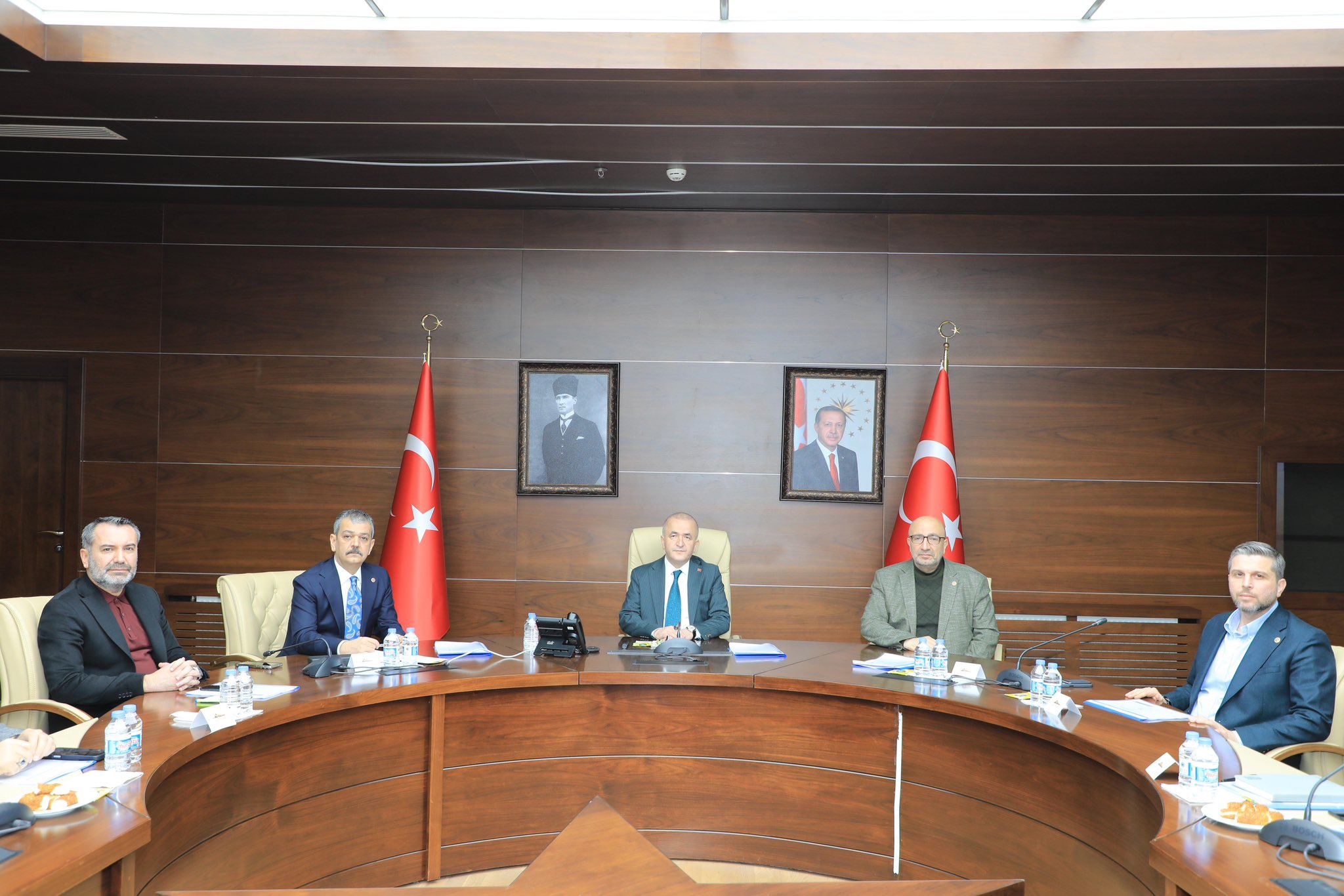 ELAZIĞ VALİLİĞİ’NDE GÜNDEM 2026 PROJELERİ OLDU