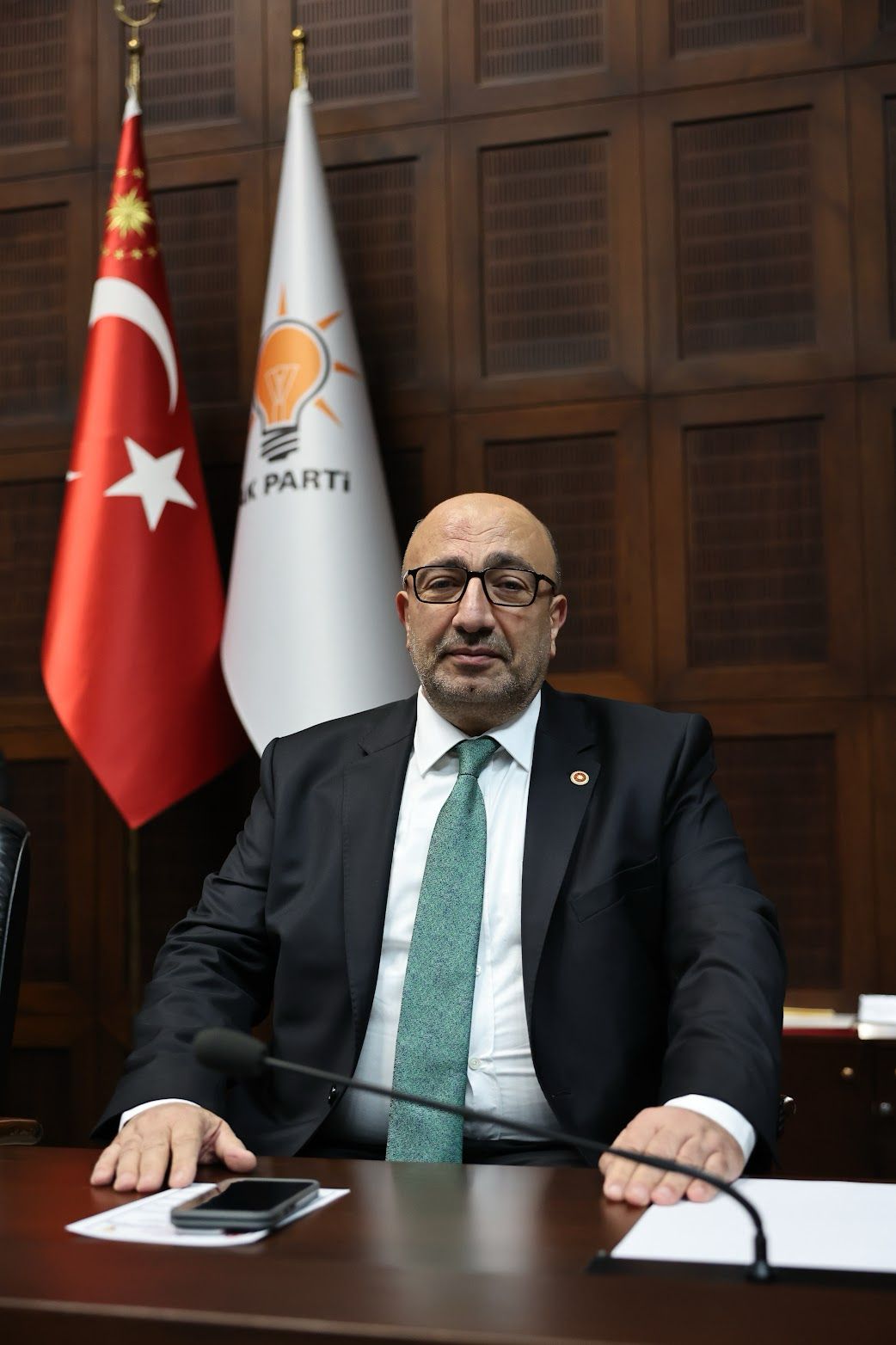 MİLLETVEKİLİ AÇIKKAPI: BAYRAĞIMIZA SALDIRANLAR, BUNUN BEDELİNİ ÖDEYECEKLER!