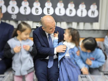 VALİ HATİPOĞLU: AİLE YILINDA DEĞERLERİMİZLE GÜÇLÜYÜZ