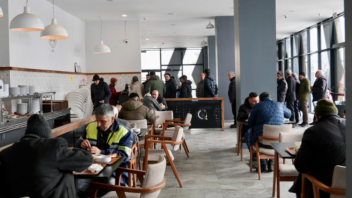 ŞEHİR LOKANTASI’NA YOĞUN İLGİ