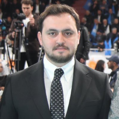 BAŞKAN SELMANOĞLU: BAYRAĞIMIZ KIRMIZIÇİZGİMİZDİR