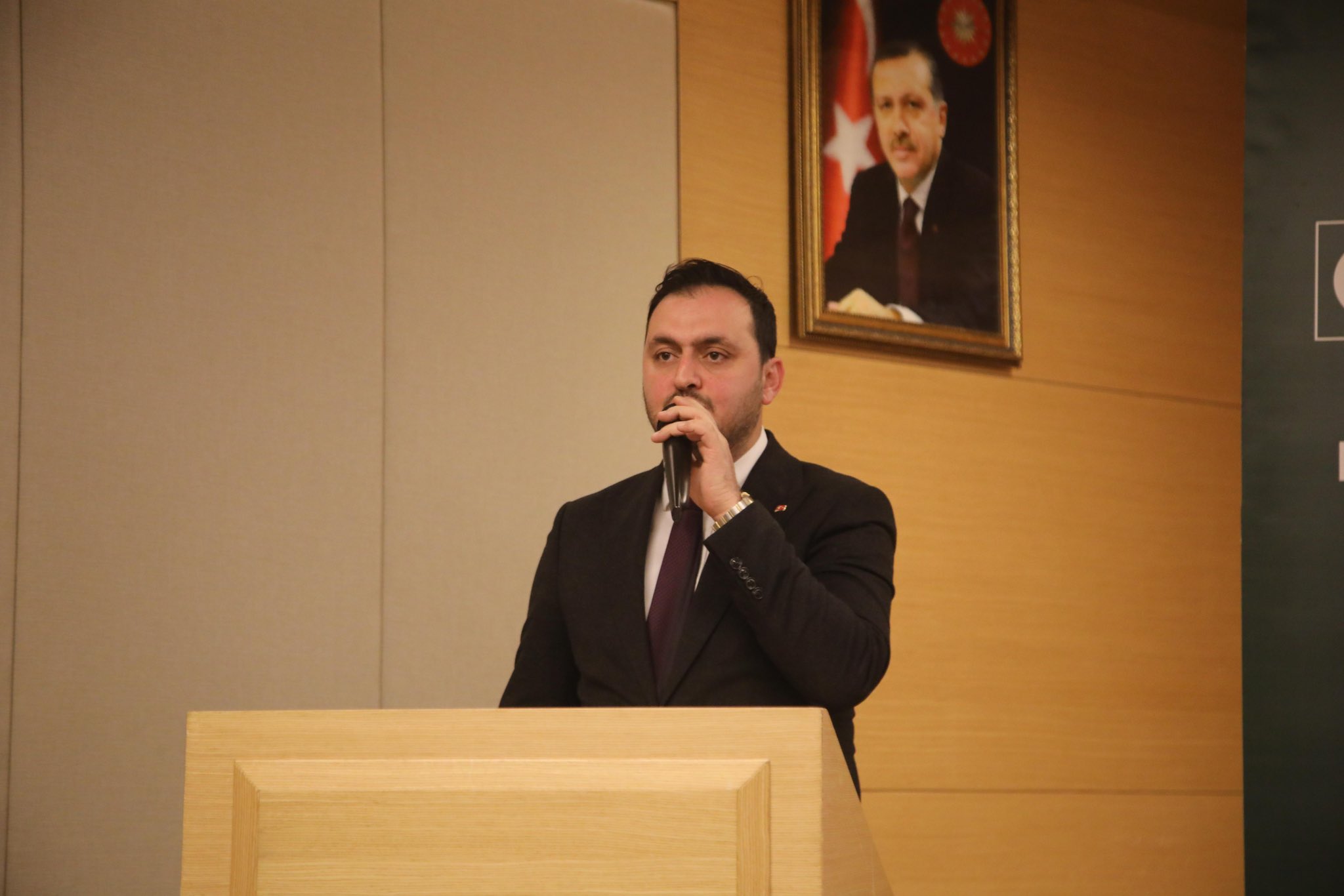 AK PARTİ’DE GENİŞLETİLMİŞ TEŞKİLAT TOPLANTISI YAPILDI