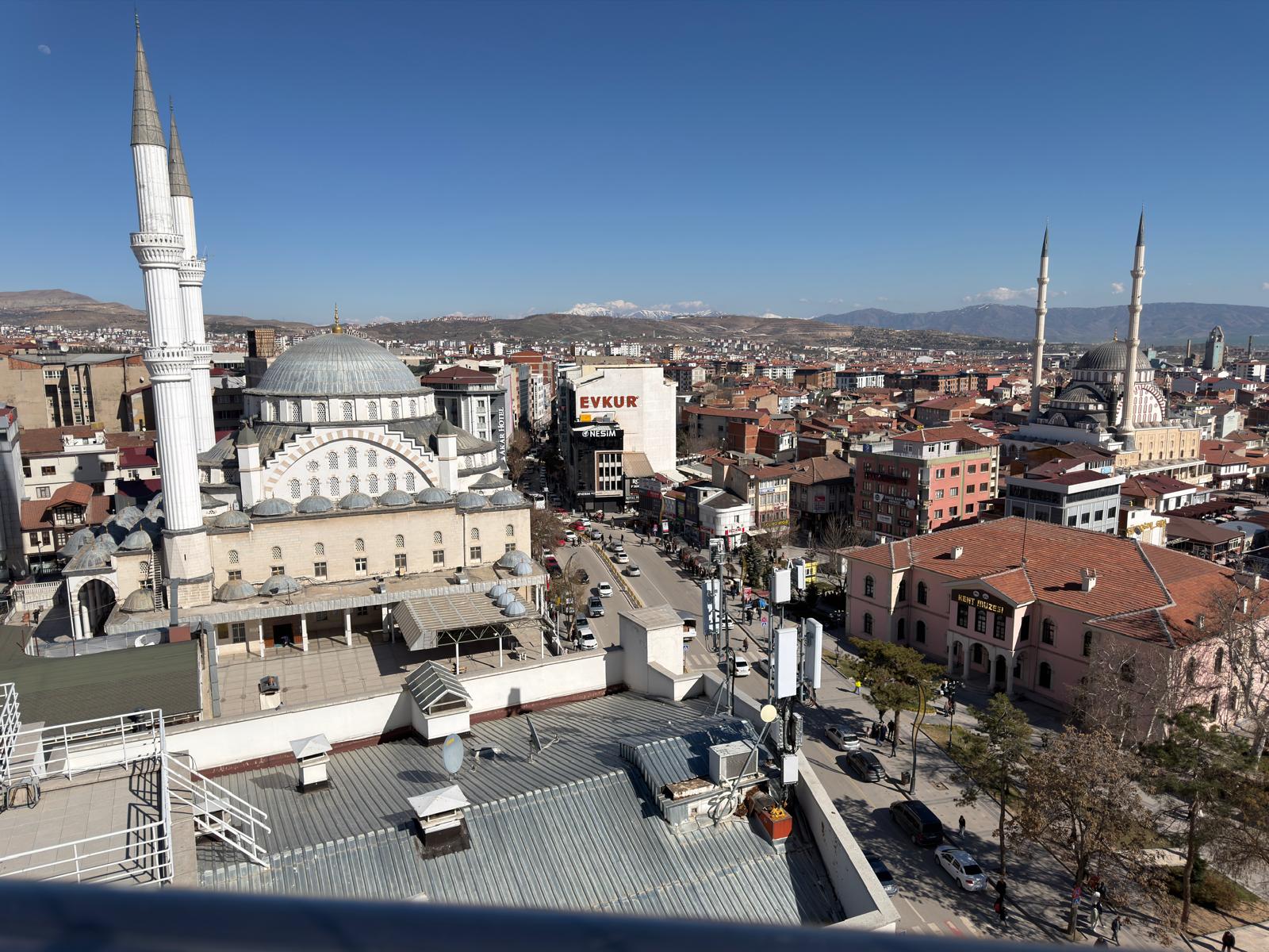 RADAR HARİTASİNA BAKMADAN TRAFİĞE CIKMAYIN