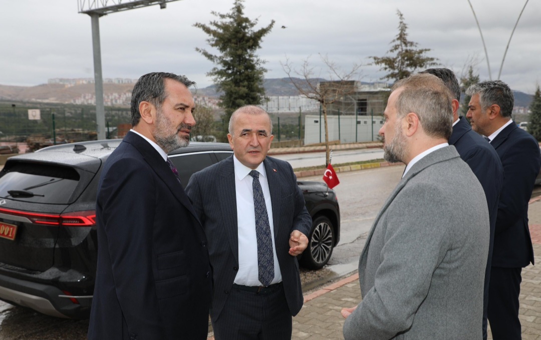 ELAZIĞ TEKNOLOJİ LİSESİNE KAVUŞACAK