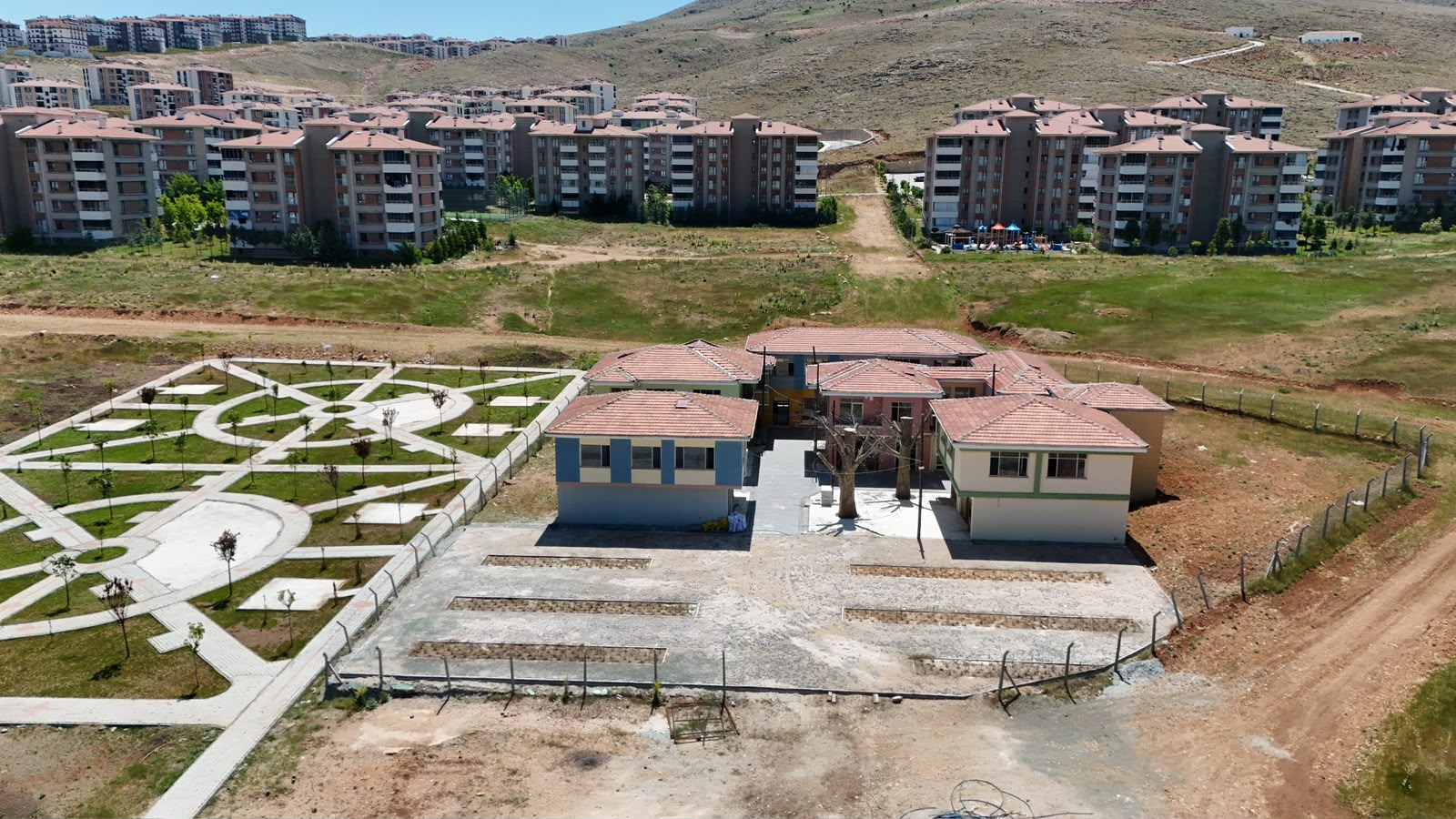 ELAZIĞ BELEDİYESI SEKSENLER SOKAĞINI TURİZME KAZANDIRACAK