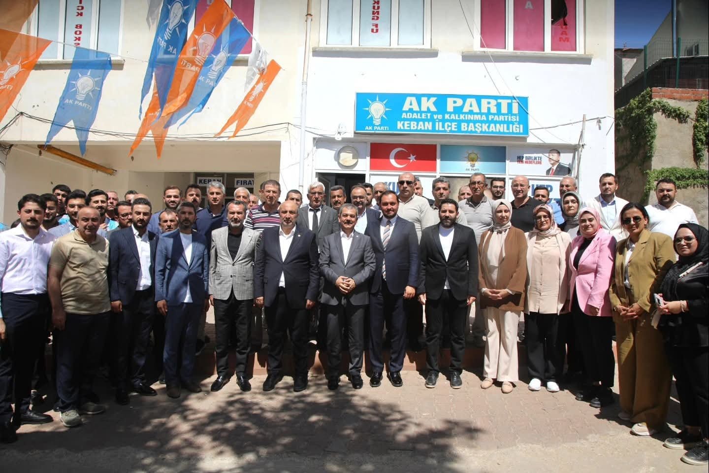 AK PARTİ TEŞKİLATI SAHADA