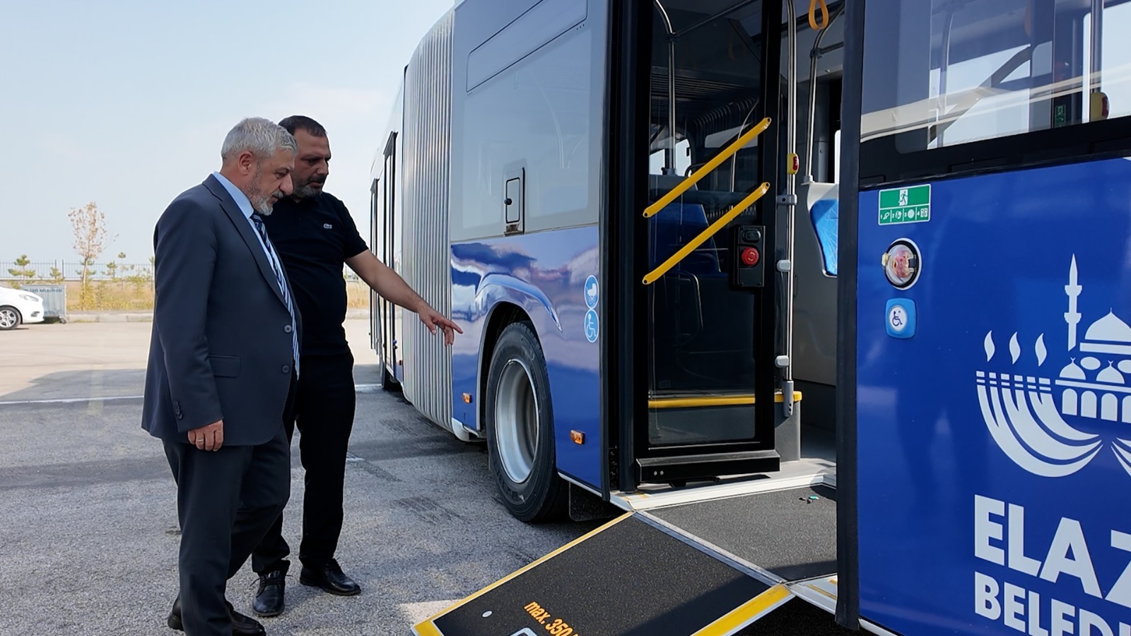 ELAZIĞ BELEDİYESİ ŞEHRİN ULAŞIM AĞINI GÜÇLENDİRİYOR